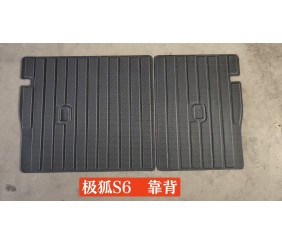红海北汽极狐s6后备箱靠背